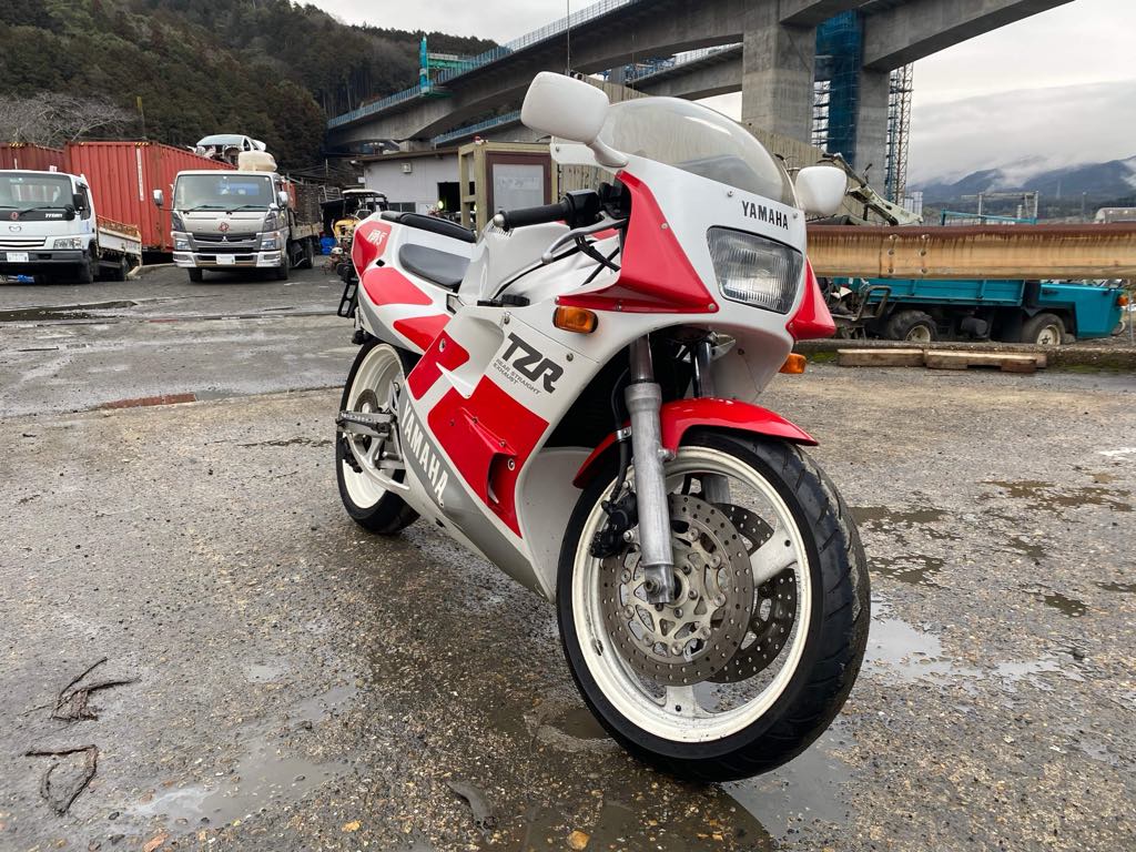 Yamaha TZR250 3MA – MOTO CJ