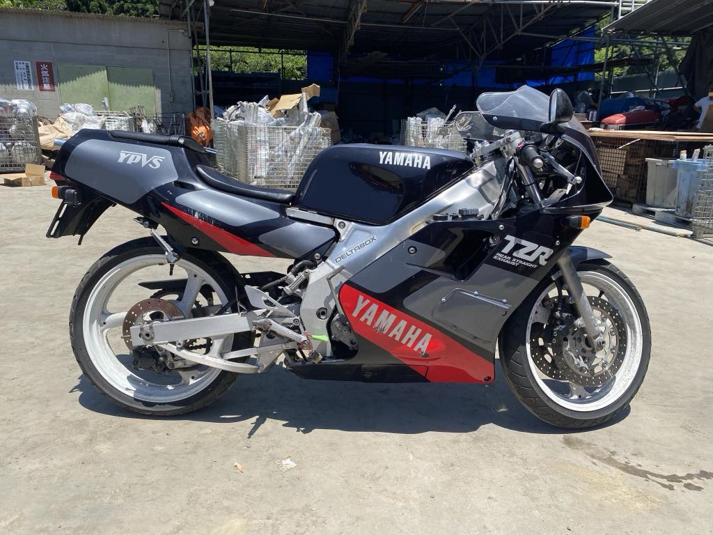 Yamaha TZR250 3MA